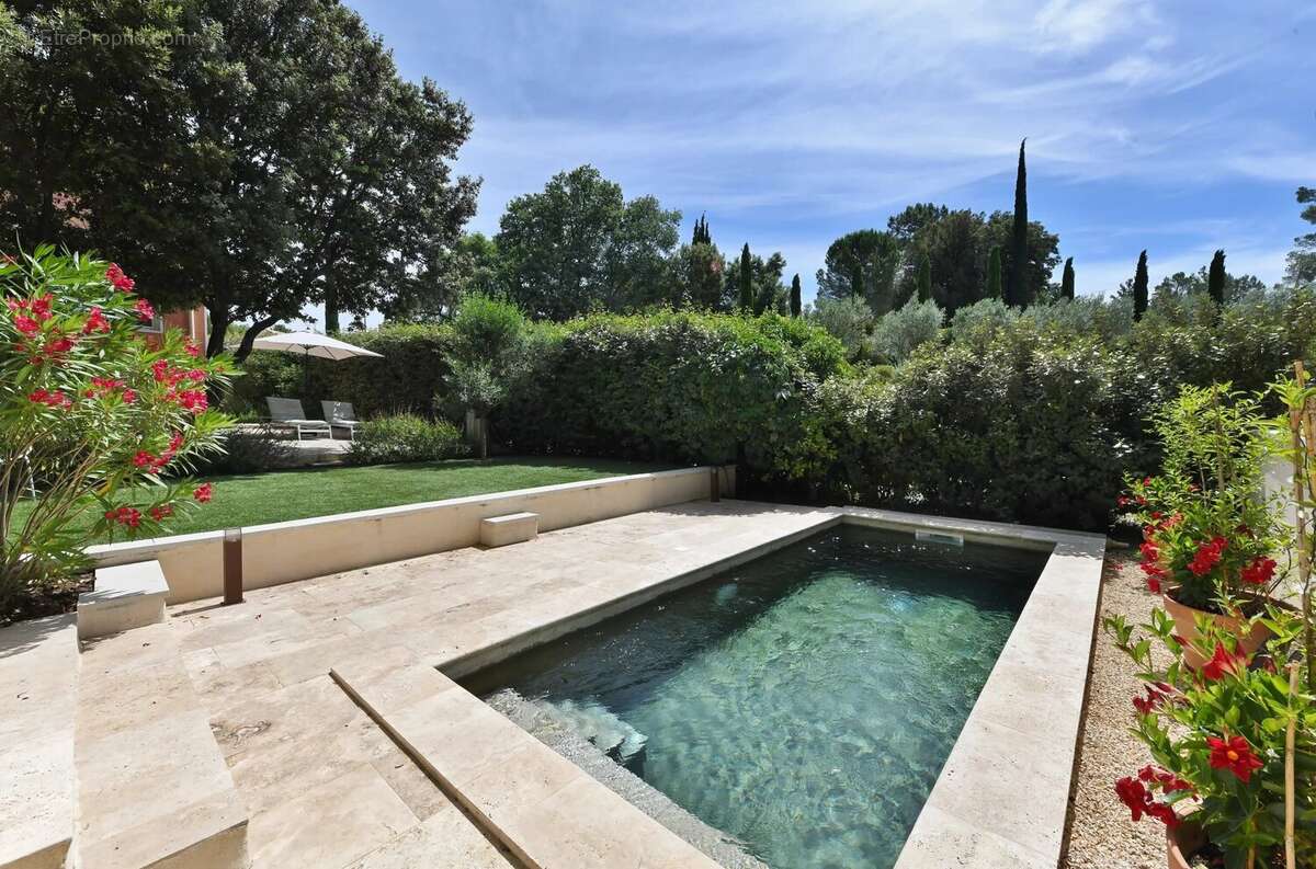 Maison à UZES