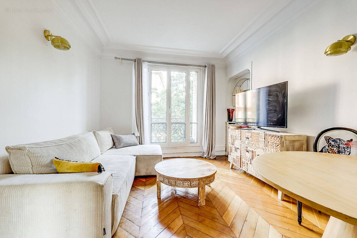 Appartement à PARIS-12E