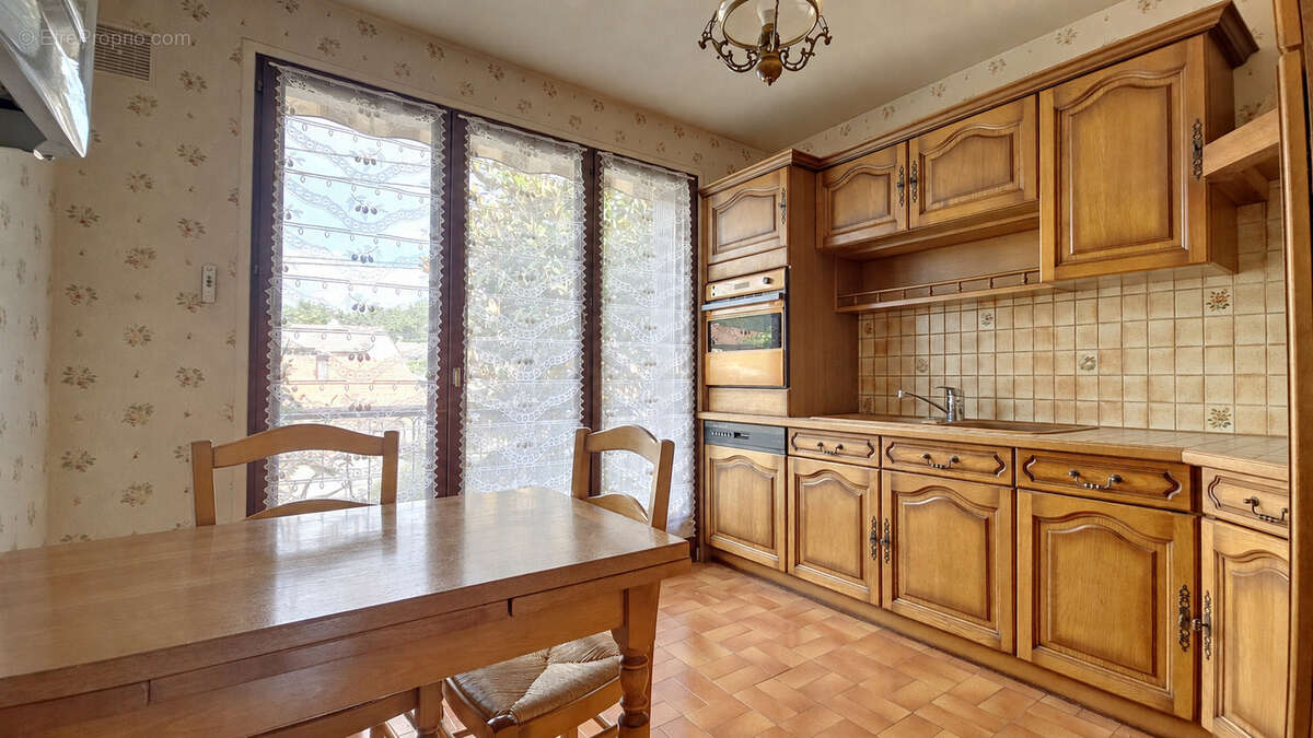 BLANZAT, maison au calme 3 chambres - photo 2