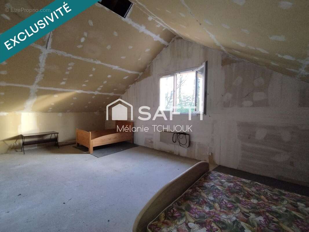 Maison 130 m² à Melleroy  - photo 9