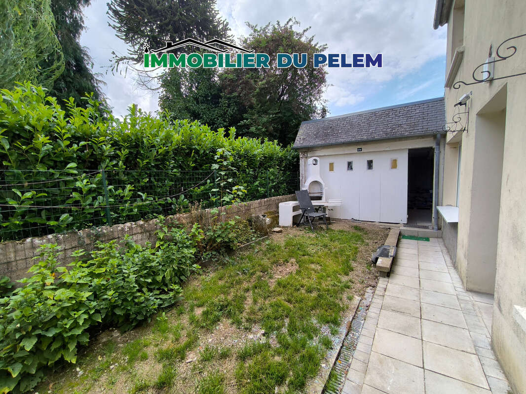 Maison à MAEL-CARHAIX