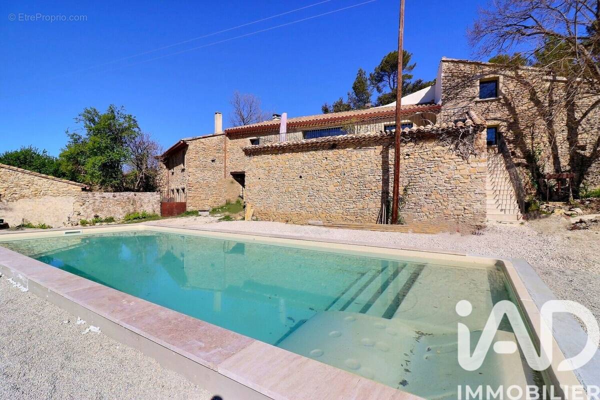 Photo 1 - Maison à ENTRECHAUX