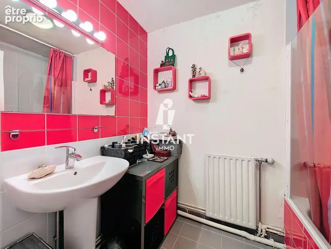 T5 104 m²- 4 chambres - 2 parkings - cave - photo 16