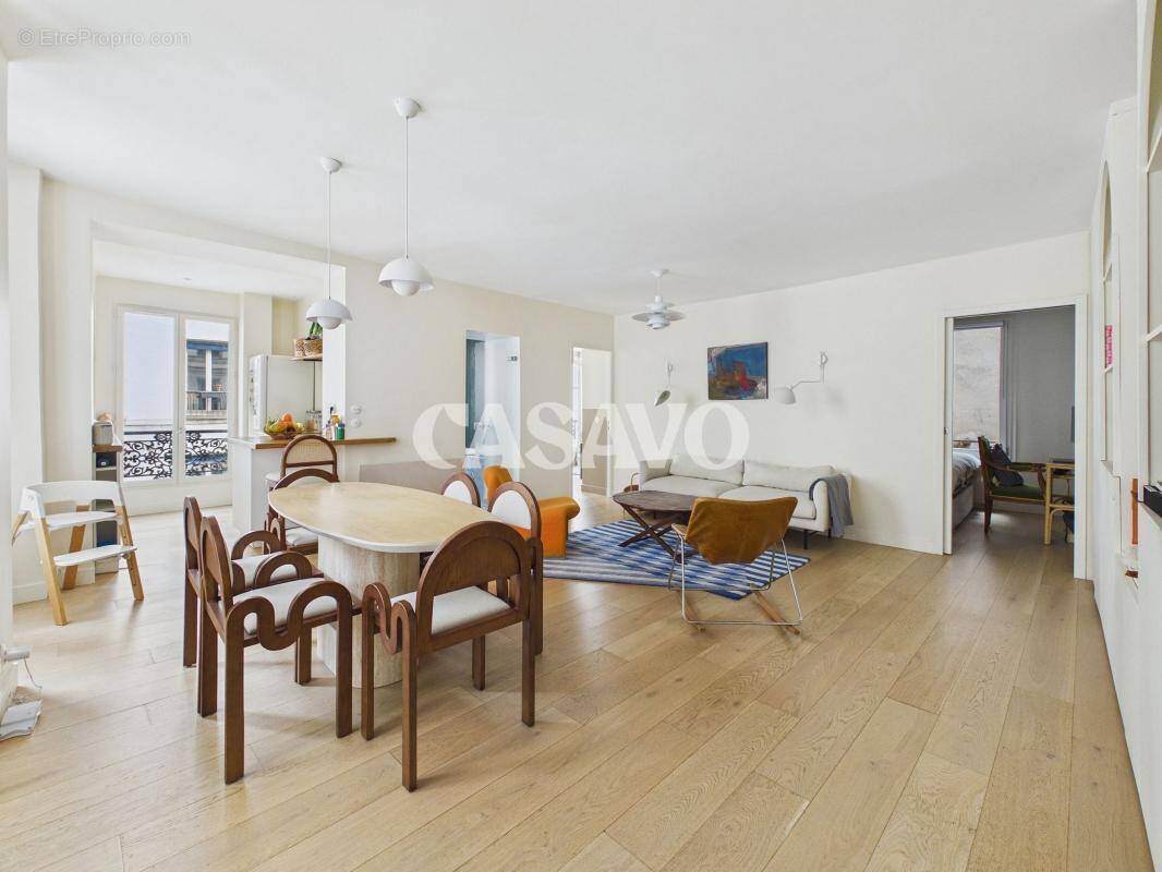 Appartement à PARIS-10E