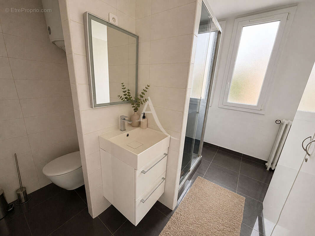 Appartement à LE KREMLIN-BICETRE