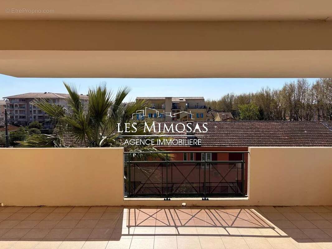 Appartement à FREJUS