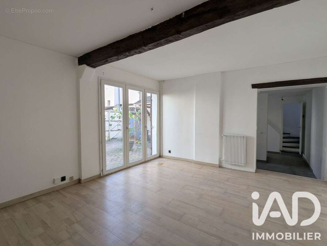 Photo 2 - Appartement à TAVERNY