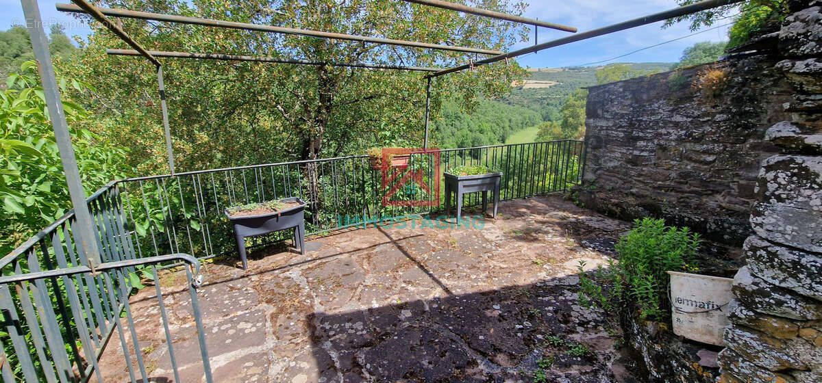 Maison à COMBRET