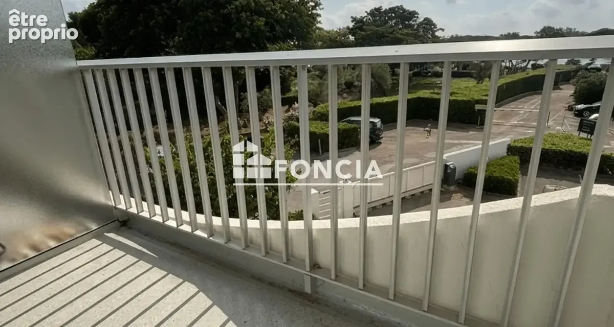 POINT ZERO- Studio avec balcon et petite vue mer - 2ème étage avec ascenseur, parking en supplément - photo 4