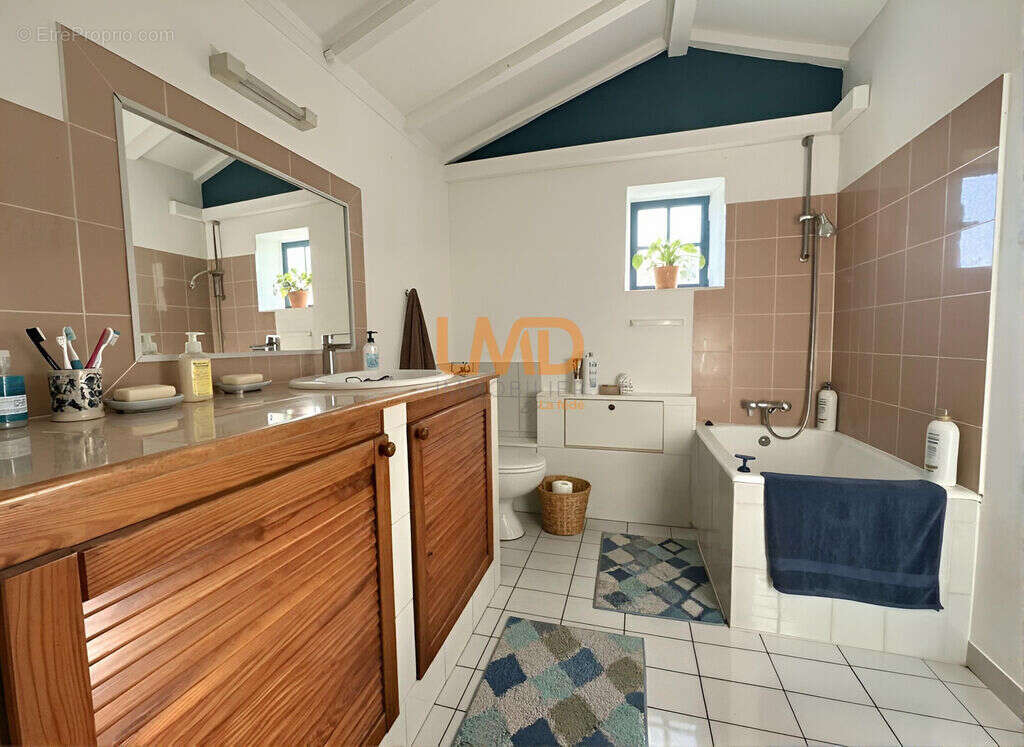 Maison à TRANS-EN-PROVENCE