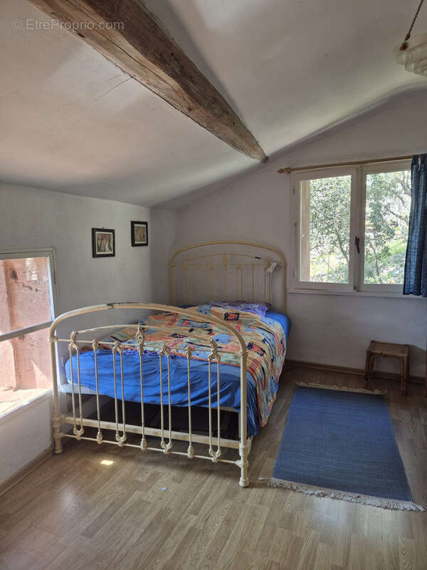 Maison à CABREROLLES