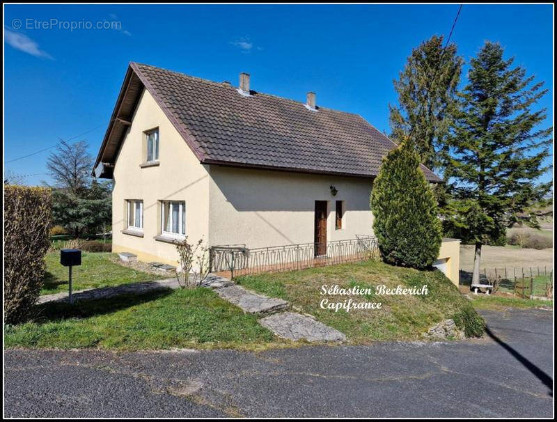 Maison à WOUSTVILLER