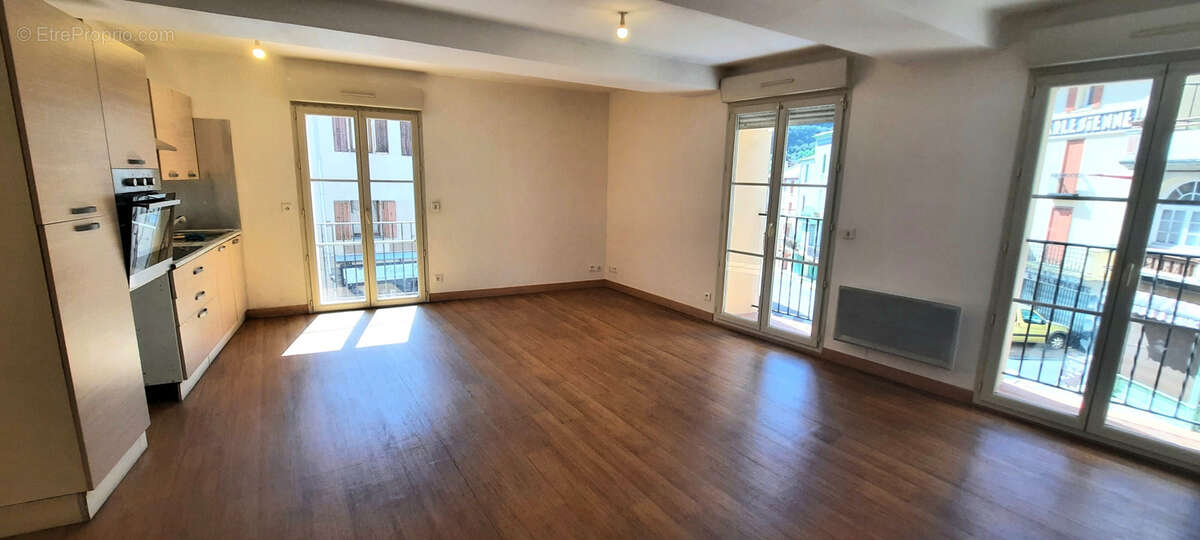 Appartement à ARLES-SUR-TECH