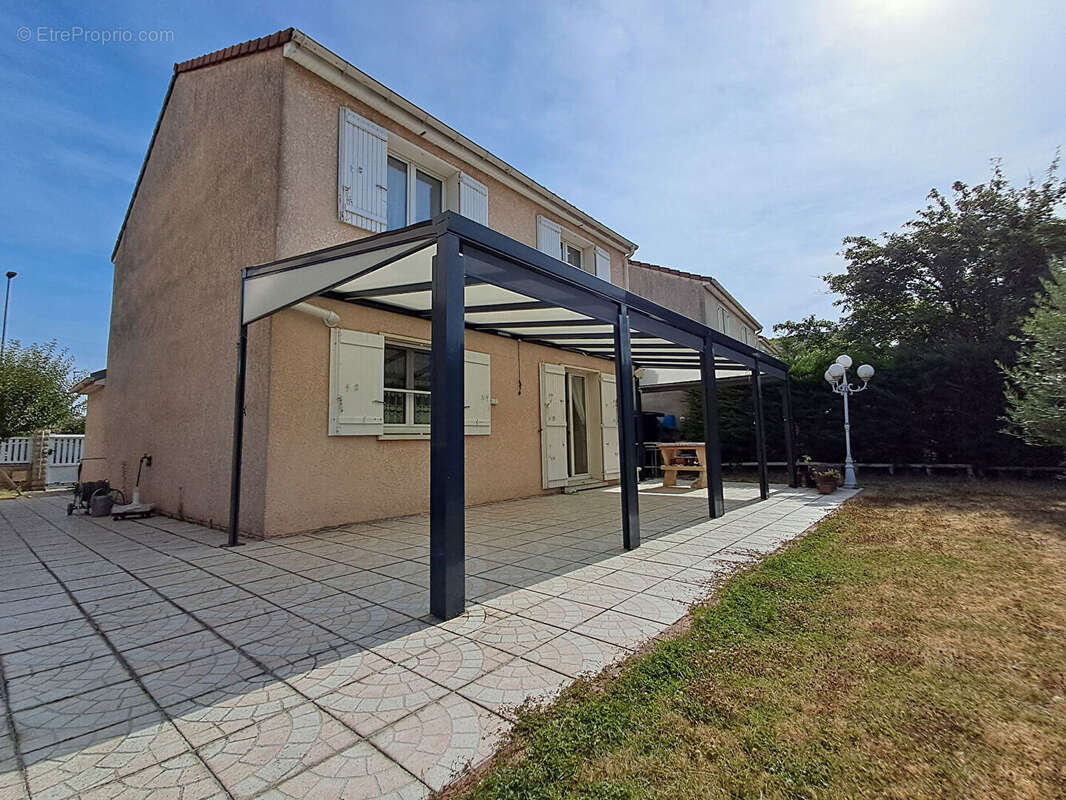 Maison 93m² à sevran - photo 2