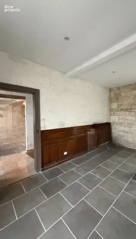 Agris. Maison de 300 m² à finir de rénover - photo 3