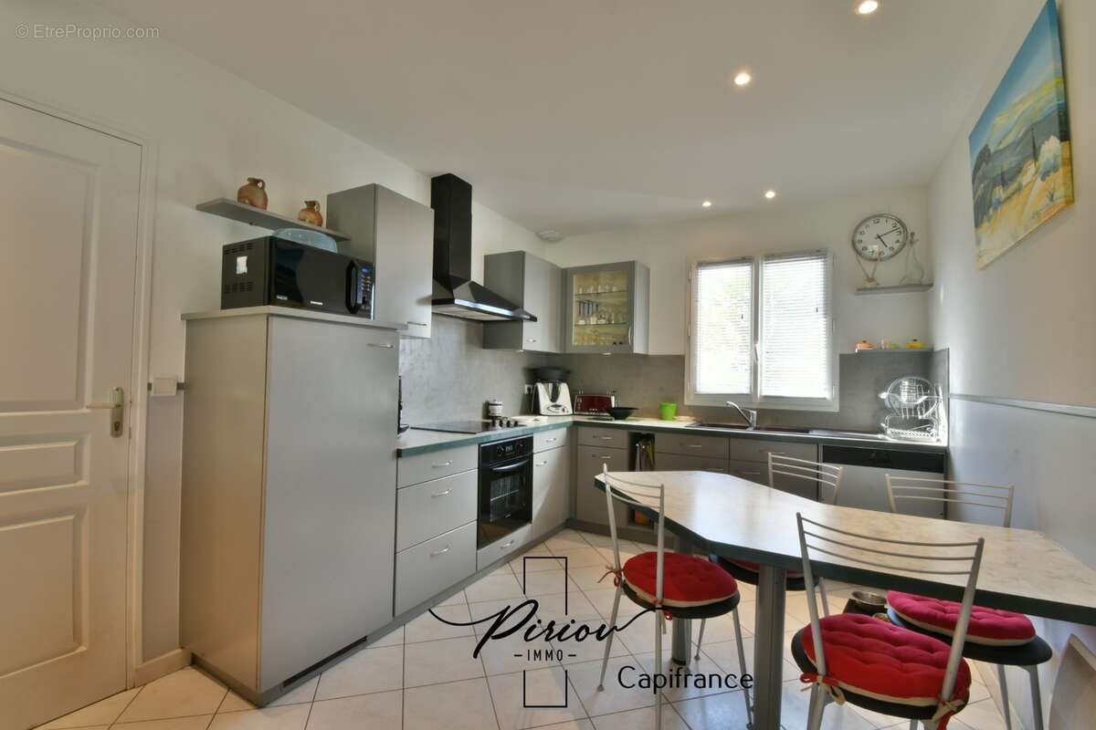 Pavillon 2000 - Plain Pied - 2 sdb - 134 m² - véranda - jardin clos - photo 15