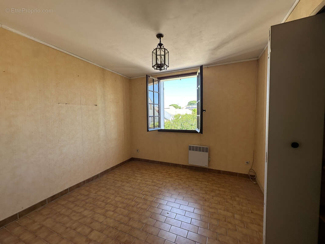 Maison à PUGET-SUR-ARGENS