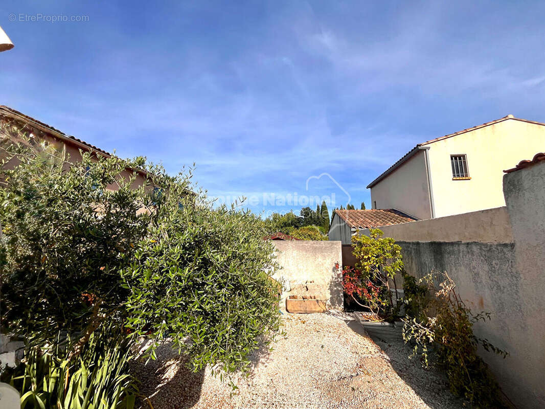 En exclusivité : Maison PP 3 chambres avec extérieur et parking - photo 3