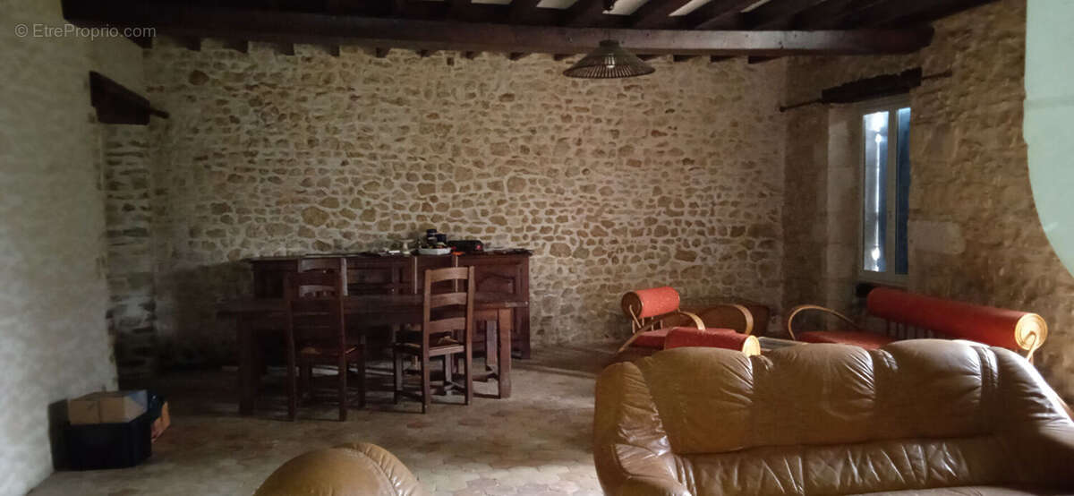 Maison à LE GUE-DE-LA-CHAINE