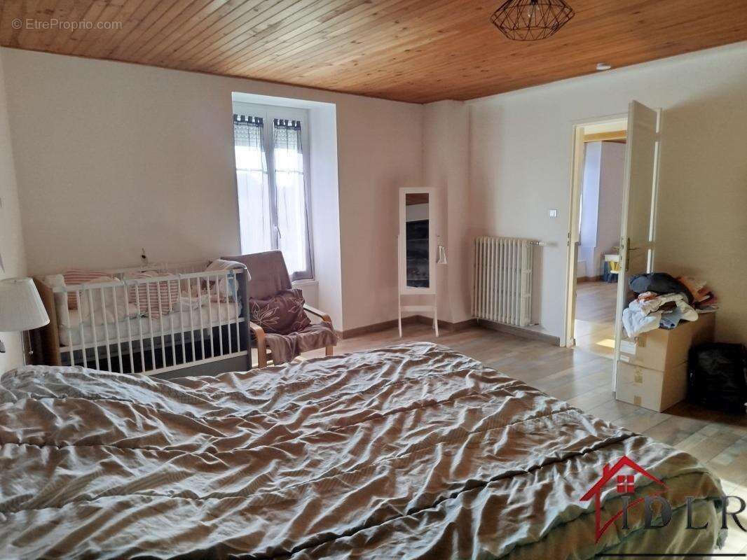 Maison à CHALINDREY