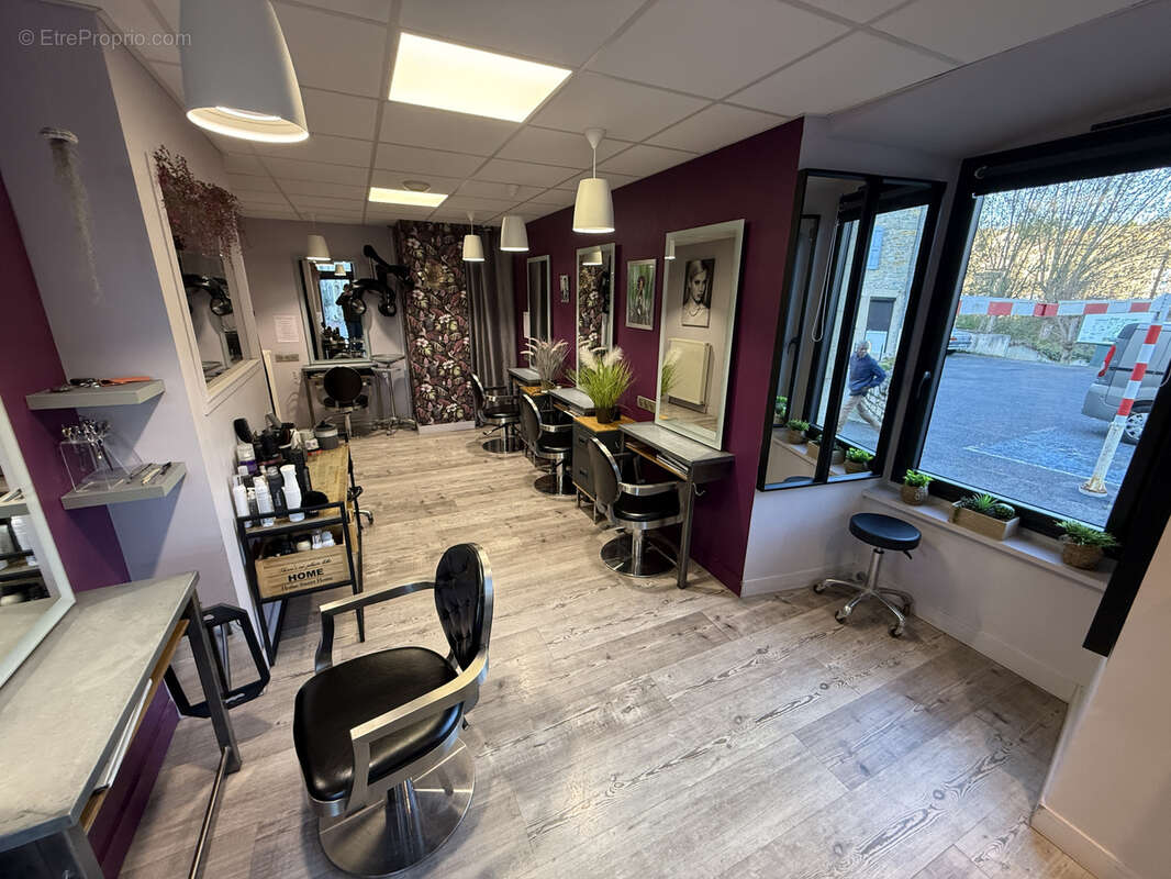 Maison à SAINT-GEORGES-DE-LUZENCON