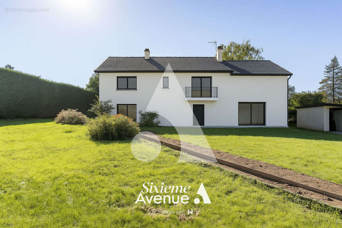 Maison à CHAZAY-D&#039;AZERGUES