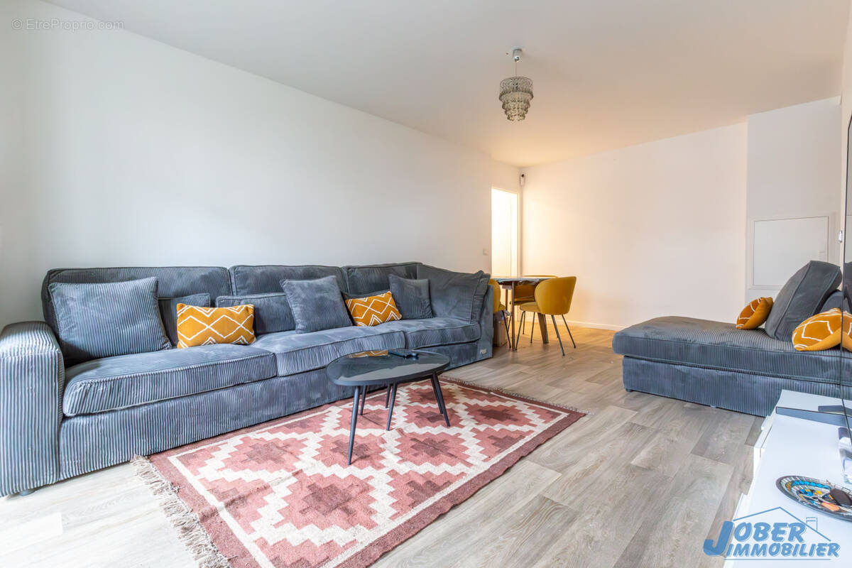 Appartement à NOGENT-SUR-MARNE