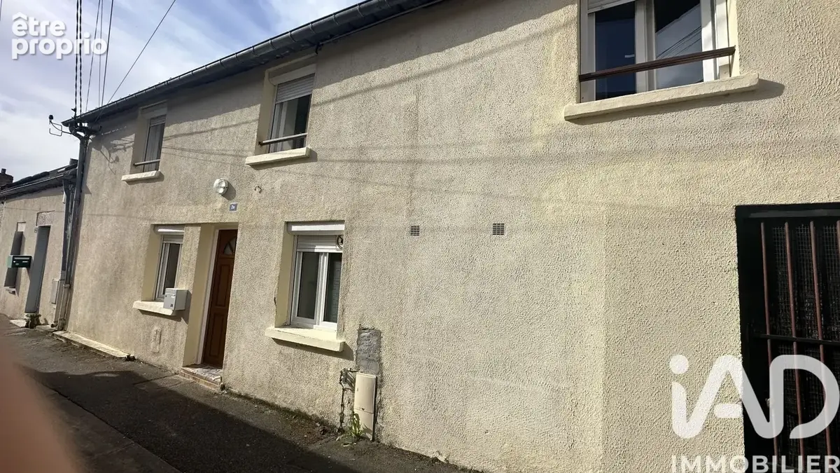 Photo 1 - Maison à CHATEAU-LANDON