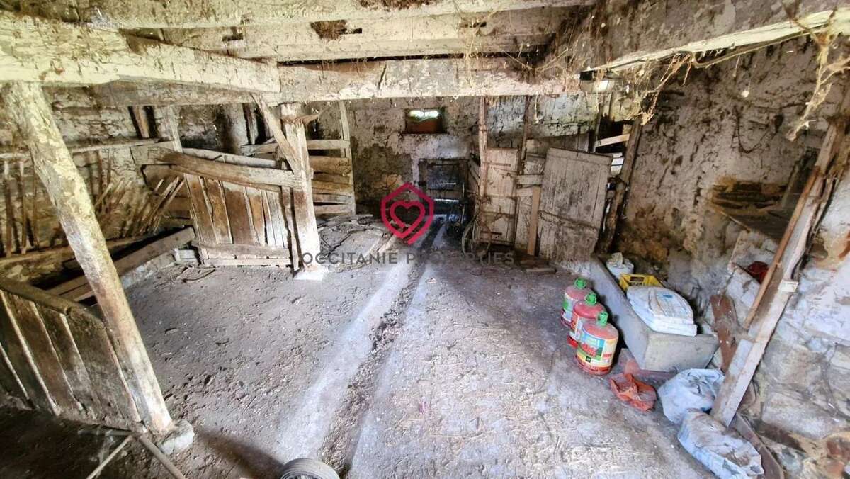 Maison de village avec grange et terrain - photo 14