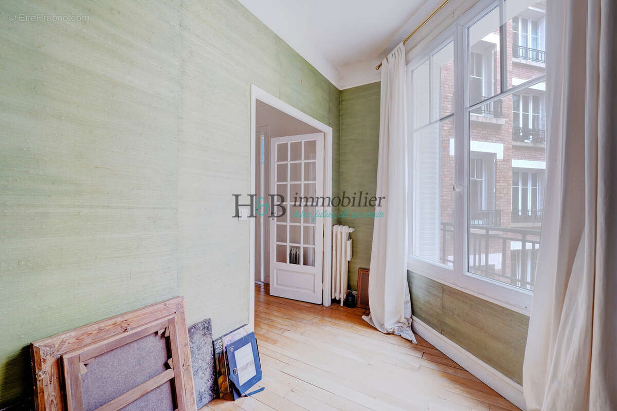 Appartement à PARIS-11E