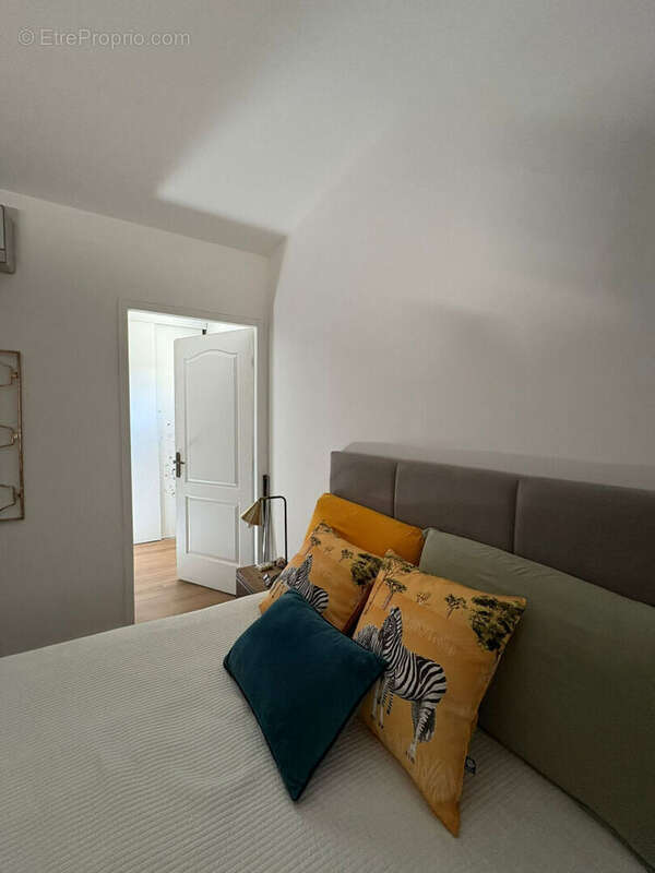 Maison à SAINT-MARTIN-DE-VALGALGUES