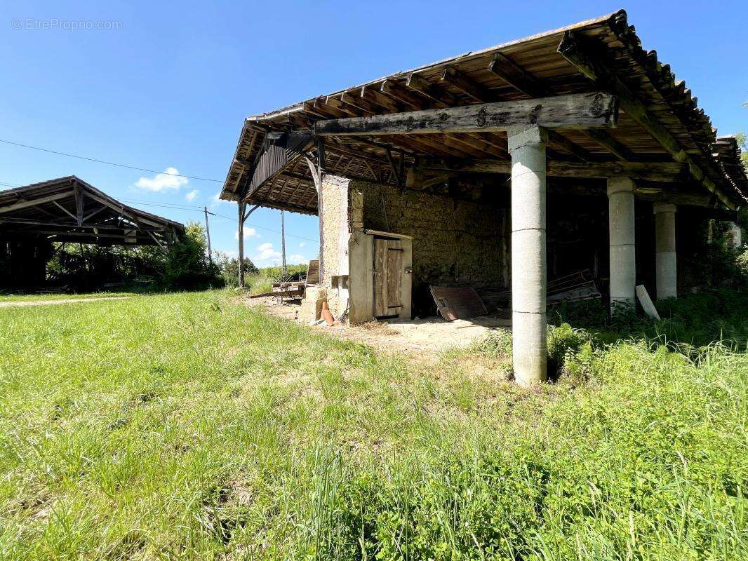 Maison à BEZAC