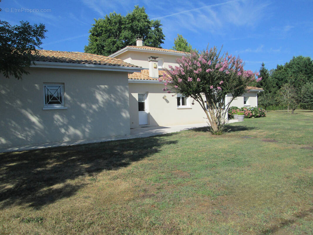 Maison à BAZAS