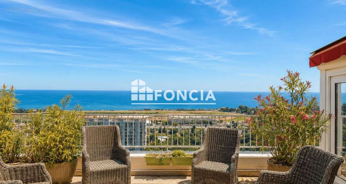 Domaine du loup – ensemble immobilier d'exception de 132m2  avec rooftop privatif et vue mer panoramique - photo 2