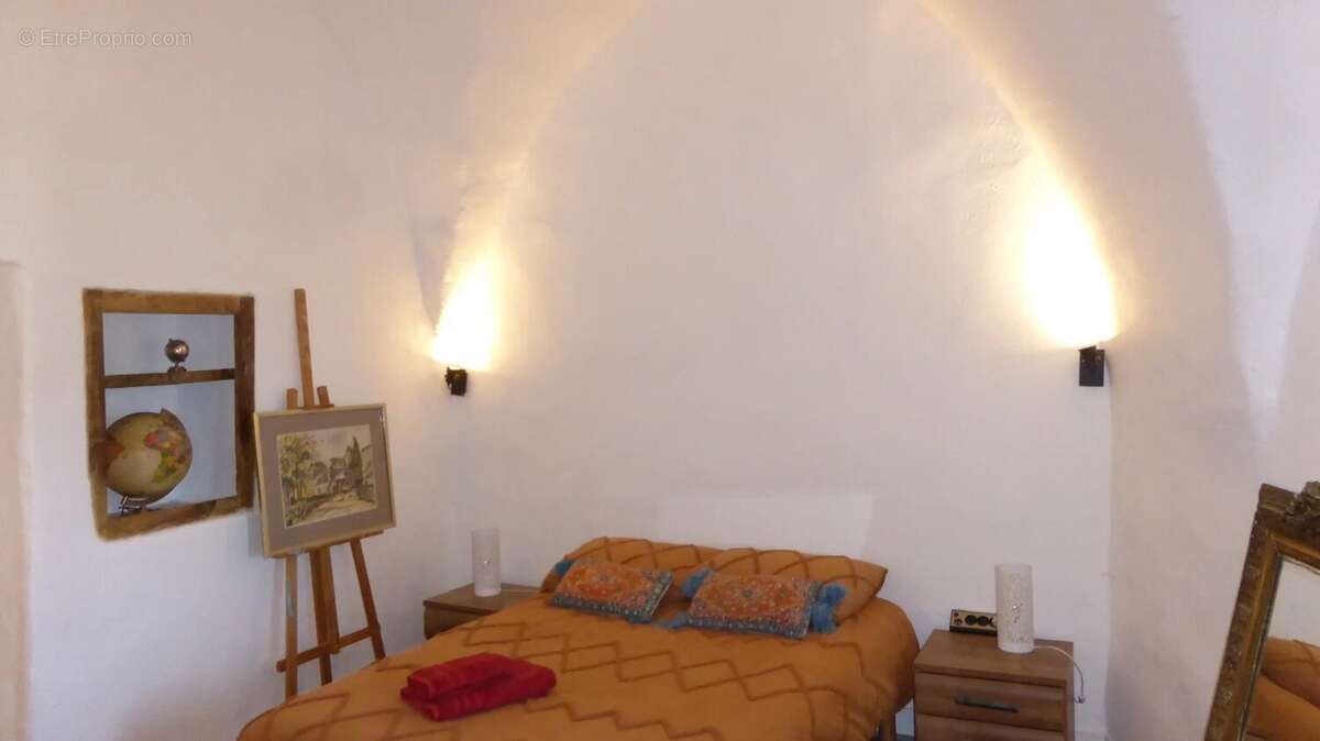 Maison à MOSTUEJOULS