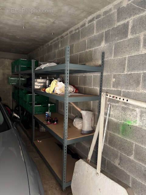 Parking à MARSEILLE-11E