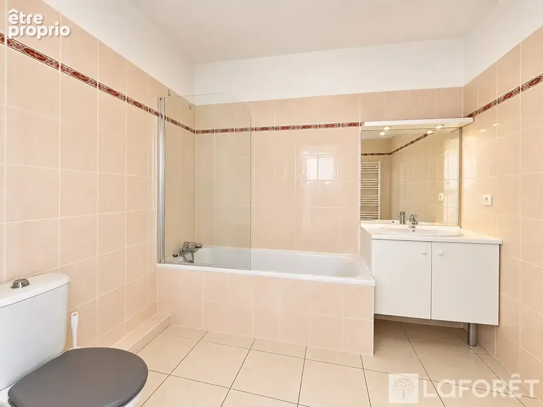 Fréjus saint-lambert  2 pièces avec vue dégagée, piscine et parking boxable - photo 6