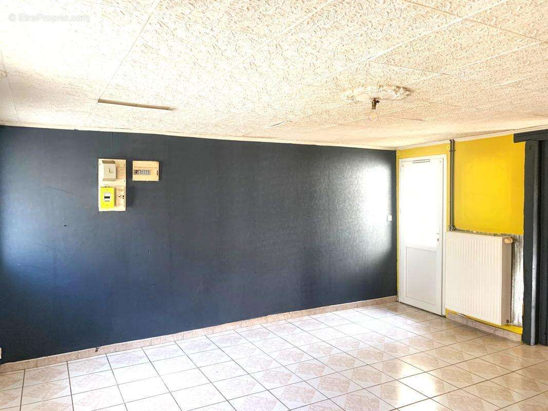 Maison à PAS-EN-ARTOIS