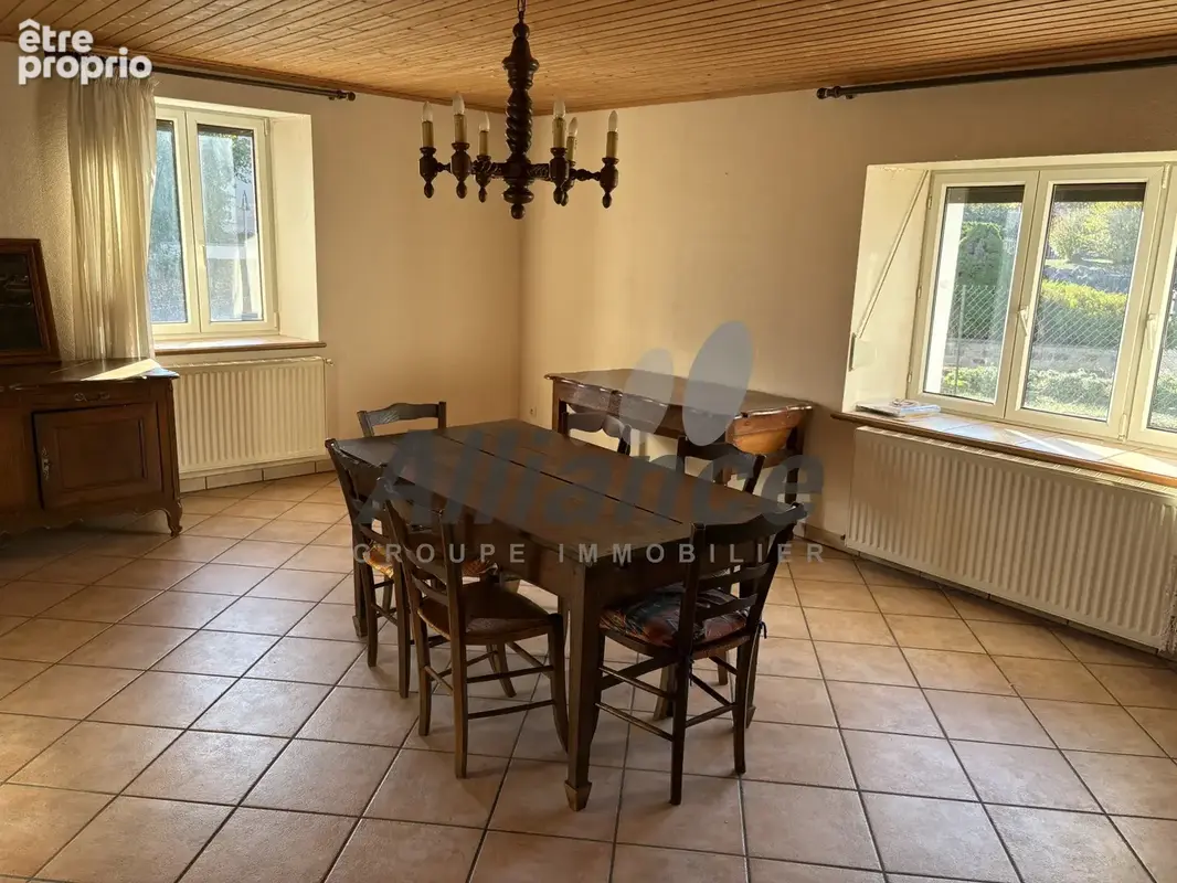 Ferme  avec  dependances  et  terrain  centre   village    ailloncourt - photo 2