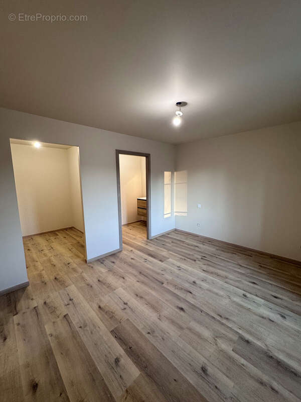 Appartement à CHALONVILLARS