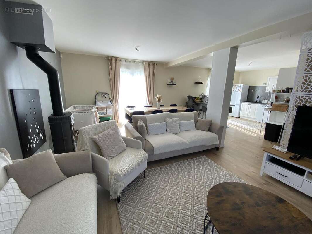 Photo 6 - Maison à PEYZIEUX-SUR-SAONE