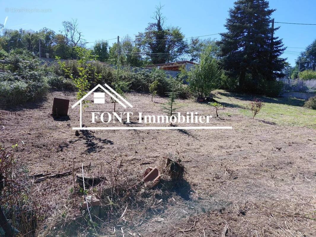 Terrain à SAINT-CHAMOND