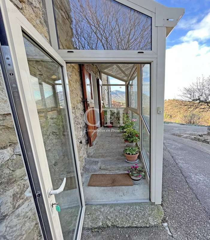 Maison à BUIS-LES-BARONNIES