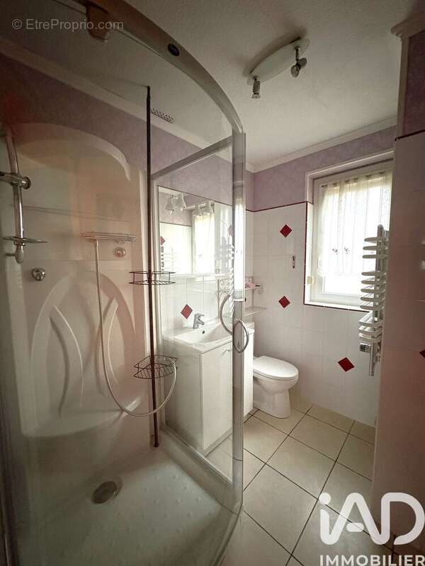 Photo 4 - Maison à SAINT-ETIENNE-DU-ROUVRAY