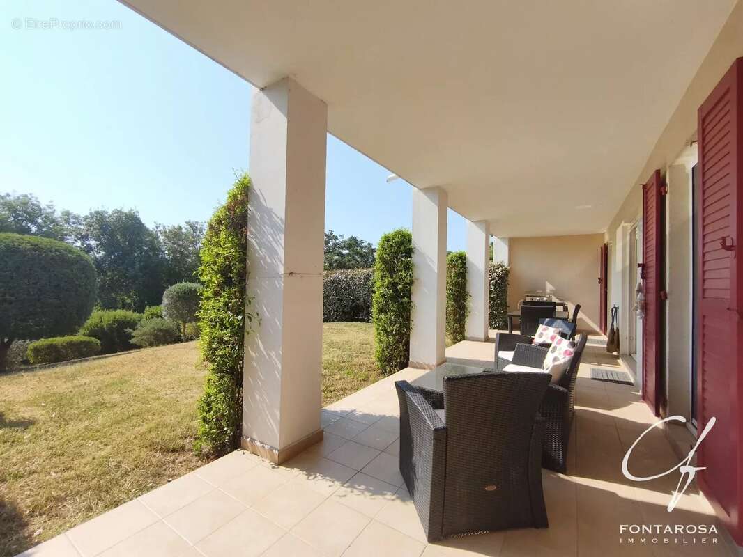 Appartement à FREJUS