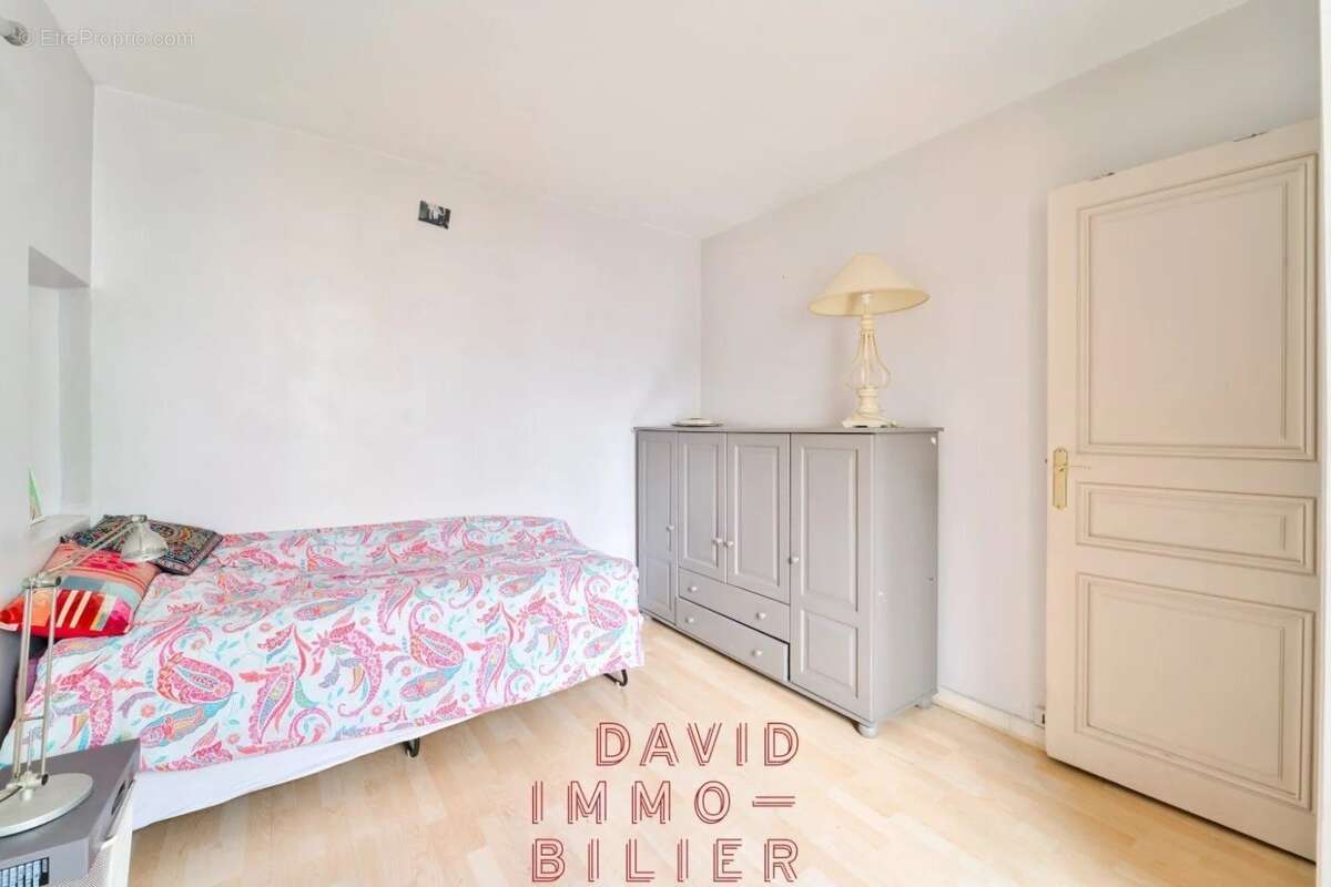 Appartement à PARIS-11E