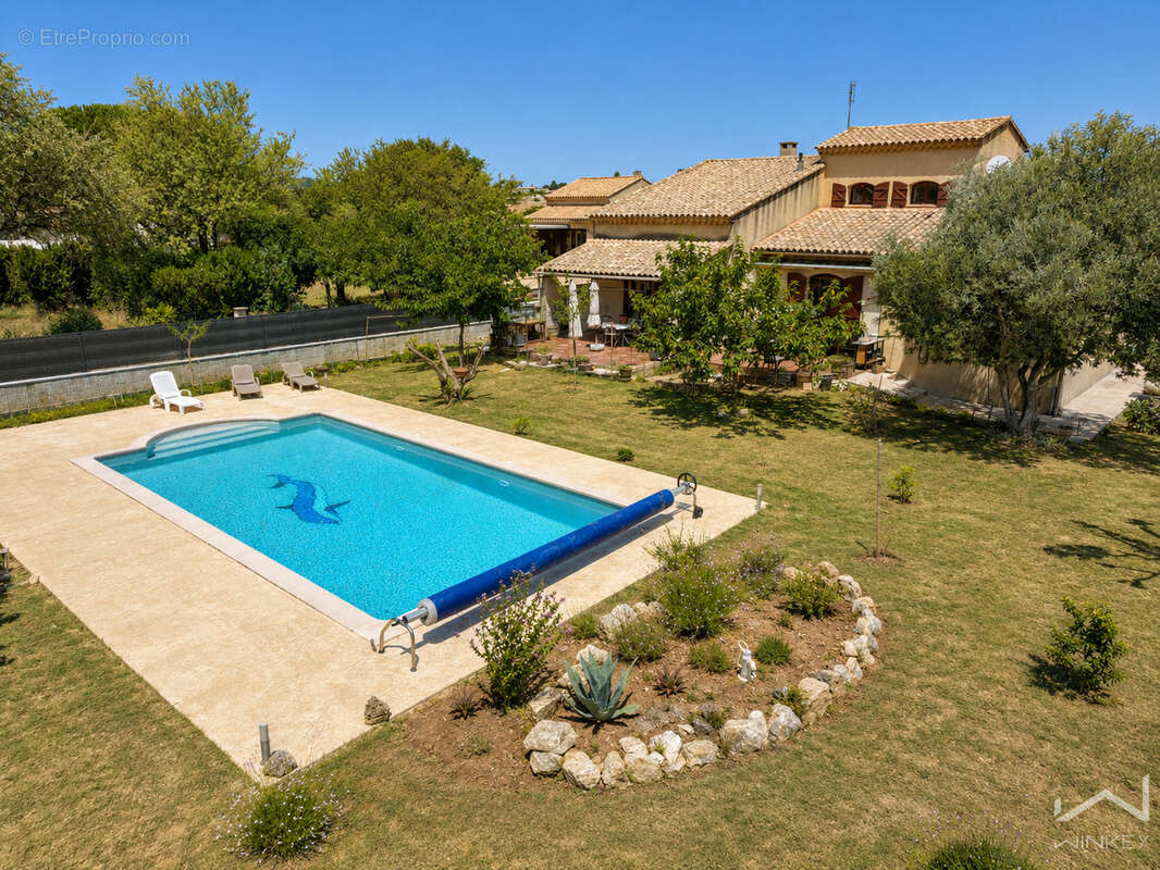 EXCLUSIVITE : MAISON à St-Alexandre (30) -  158 M2 - 3 chambres - 1 bureau - 2 garages - 1 atelier - Terrain 1 - photo 16
