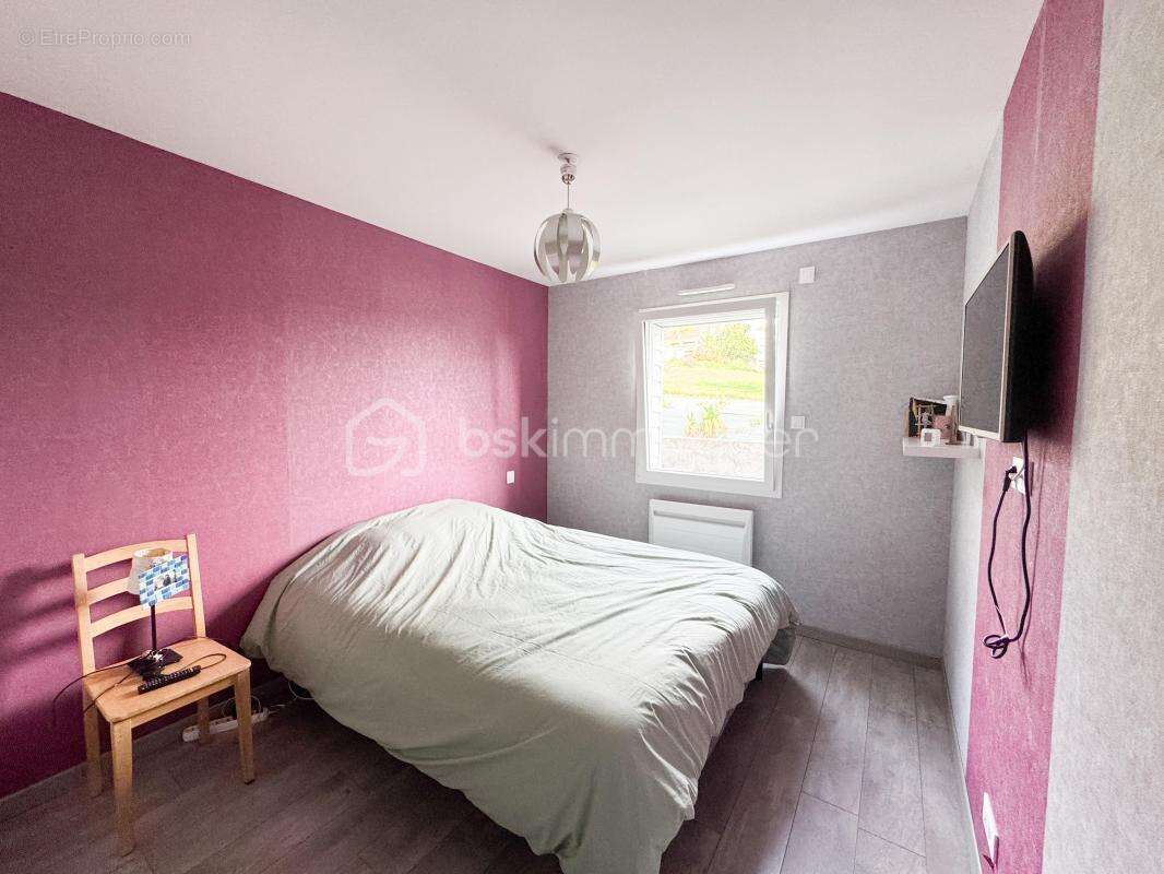 Maison à PORT-BRILLET