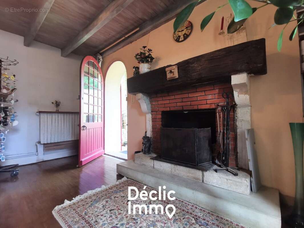 Maison à COULONGES-SUR-L'AUTIZE