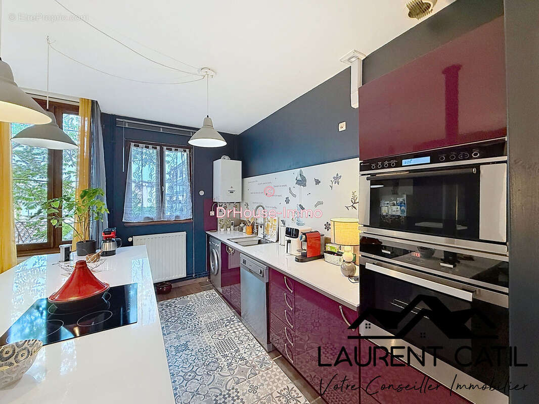 Appartement à ROMANS-SUR-ISERE